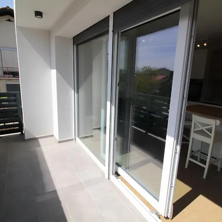 Naia Apartments Novo Mesto Exterior foto
