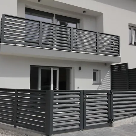 Naia Apartments Novo Mesto Exterior foto