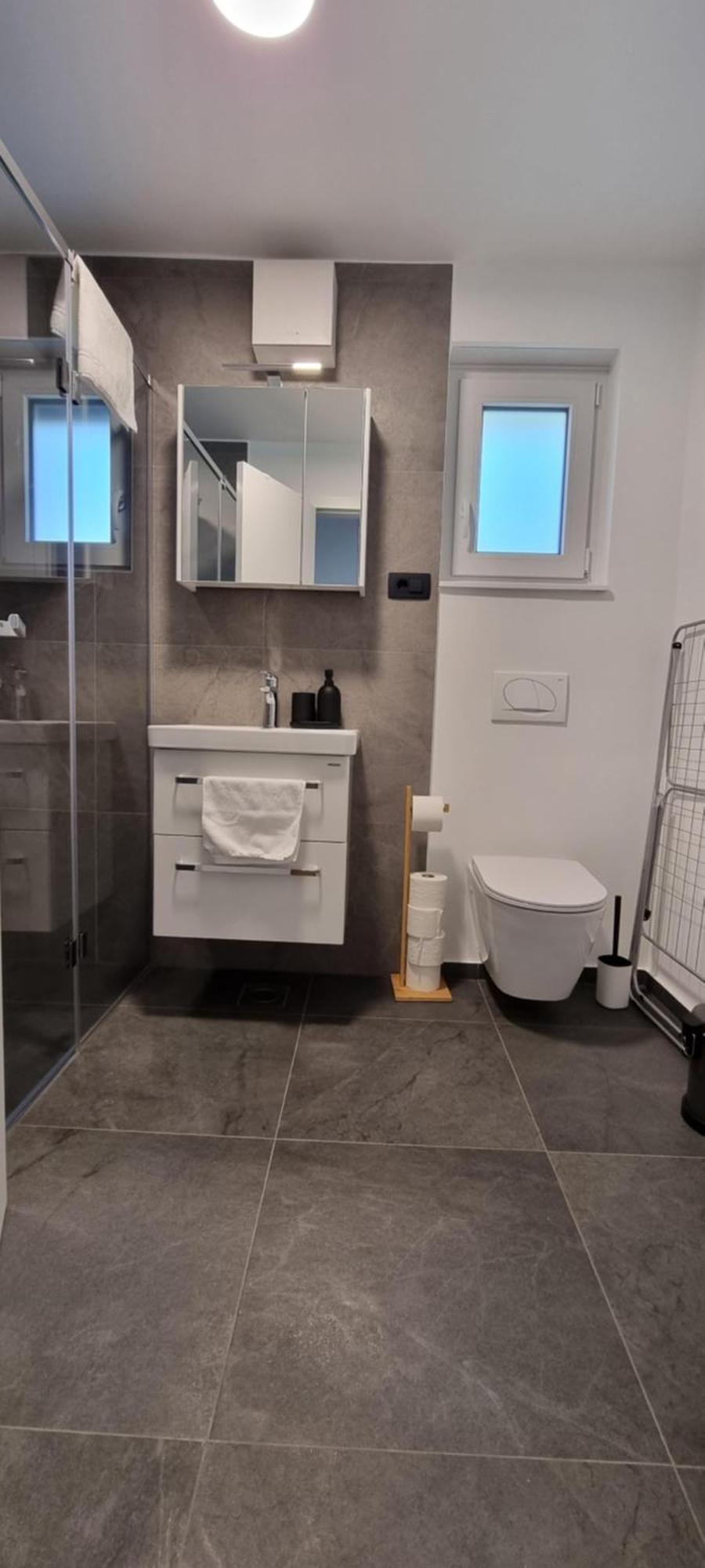 Apartment Naia *